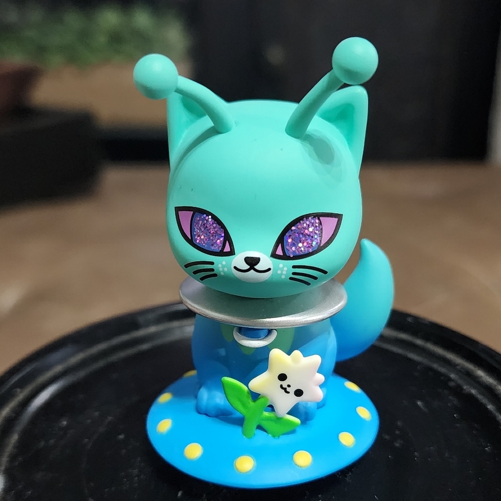 Tokidoki Galactic Cats Star Critter - Quantum Kitty